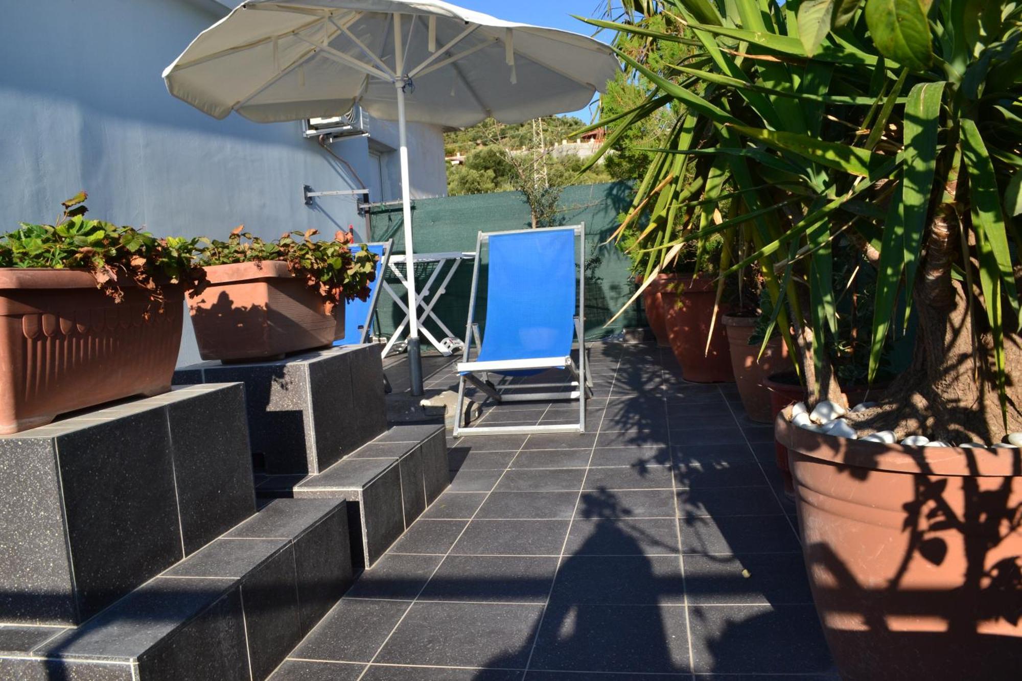 Seaview Penthouse Terrace & Garage Apartment Vlore Bagian luar foto